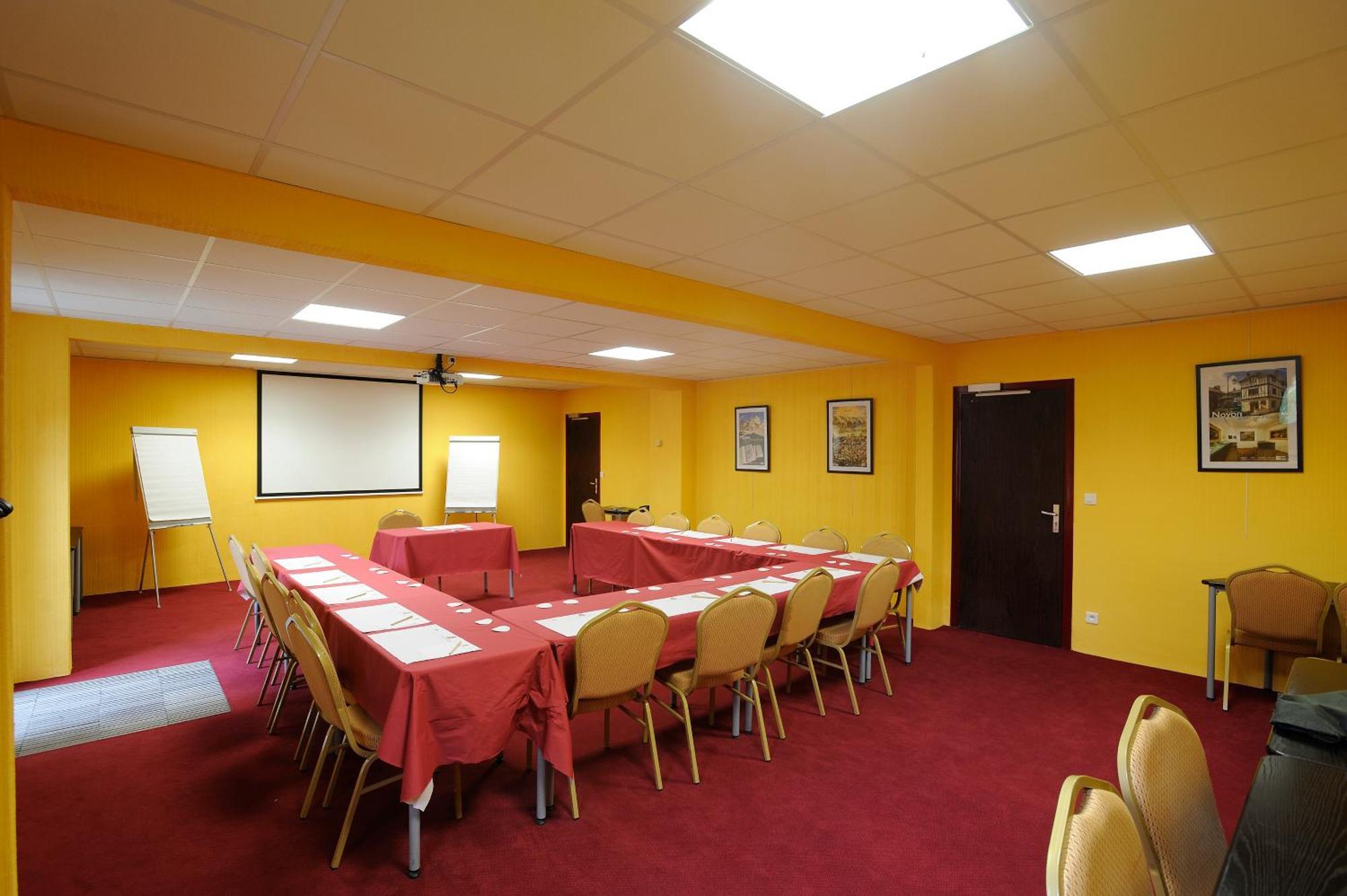Cit'Hotel - Hotel Le Cèdre Noyon Esterno foto